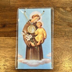 New St. Anthony Silver and Gold Tone Necklace with Prayer Card.